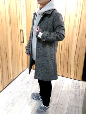「abahouse」｜「アイテム（ステンカラーコート）」を使った、ナカムラ ヨウヘイさん（メンズ・165cm）の冬コーディネート