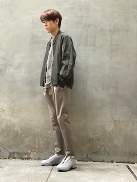 「KAZUYUKI KUMAGAI」｜「アイテム（MA-1）」を使った、ATTACHMENT_TAKANOさん（メンズ・184cm）の春コーディネート
