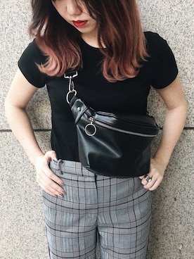 「MOUSSY（マウジー）のWAIST&SHOULDER BAG（ショルダーバッグ）」を使った、kahoさん（レディース・157cm）の秋コーディネート