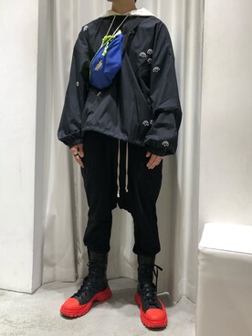 「WHITELAND（ホワイトランド）のアイテム（ボディバッグ/ウエストポーチ）」を使った、Toshiki Masudaさん（メンズ・170cm）の夏コーディネート