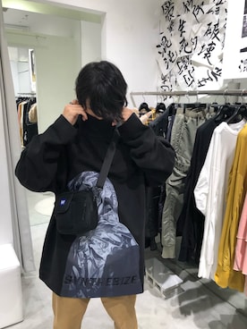 「WHITELAND（ホワイトランド）のアイテム（ボディバッグ/ウエストポーチ）」を使った、Toshiki Masudaさん（メンズ・170cm）の秋コーディネート