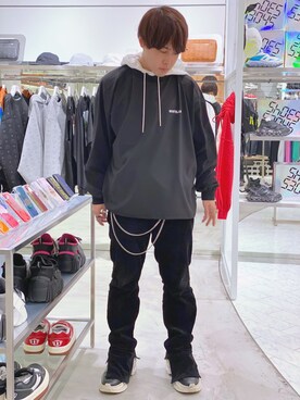 「WHITELAND（ホワイトランド）のアイテム（スウェット）」を使った、Toshiki Masudaさん（メンズ・170cm）の春コーディネート