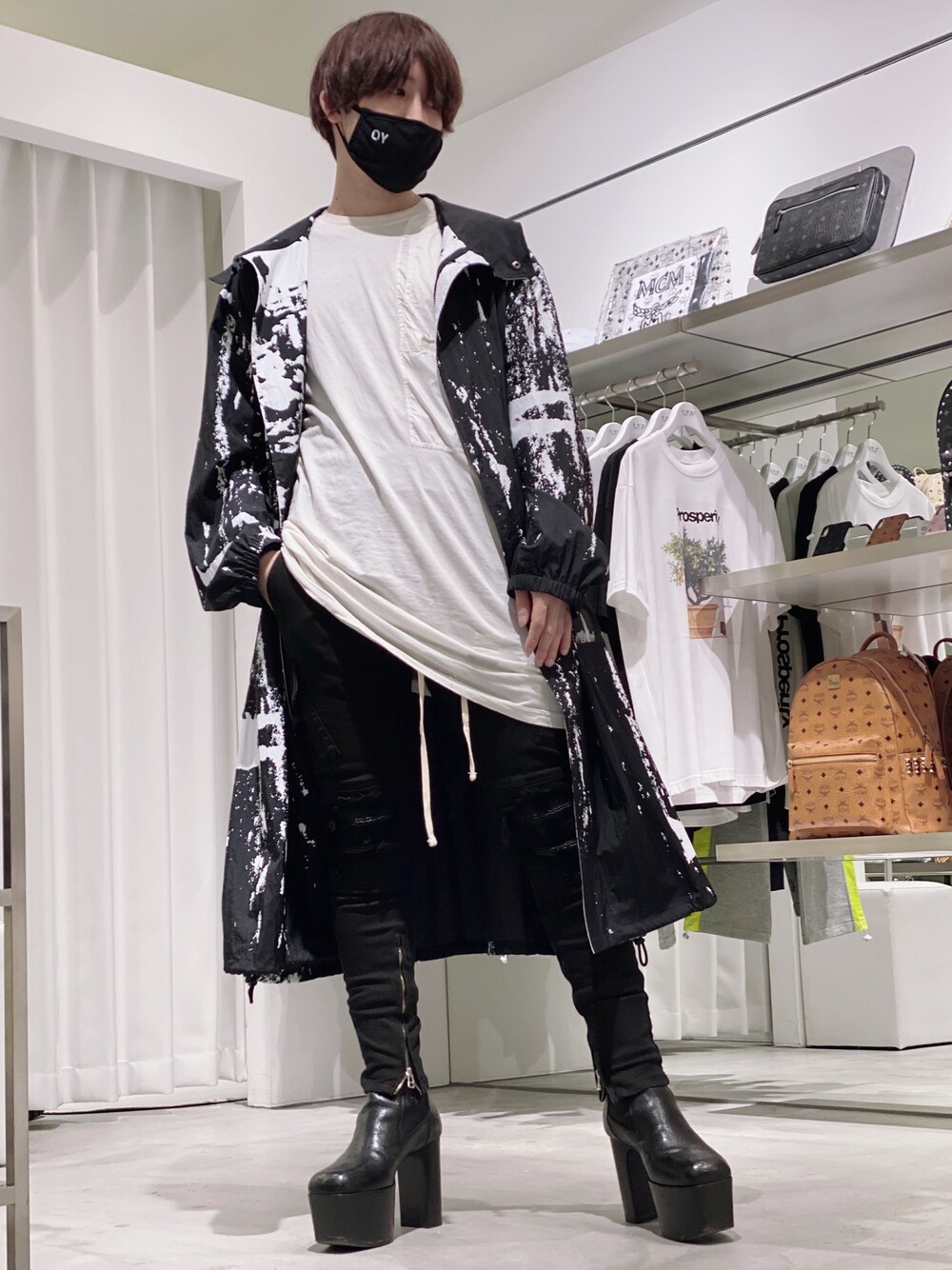 th×VIER ANTWERP/th×ヴィーアアントワープ プリントフードコート L.H.P（エルエイチピー）の「th×VIER ANTWERP/th×ヴィーアアントワープ
