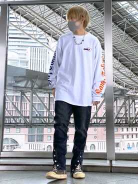 「KaneZ（ケインズ）のアイテム（Tシャツ/カットソー）」を使った、Toshiki Masudaさん（メンズ・170cm）の冬コーディネート