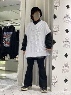 「DANKE SCHON（ダンケシェーン）のDankeSchon/ダンケシェーン/ケーブルニットベスト（ベスト）」を使った、Toshiki Masudaさん（メンズ・170cm）の冬コーディネート