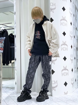「L.H.P（エルエイチピー）のアイテム（トップス）」を使った、Toshiki Masudaさん（メンズ・170cm）の春コーディネート