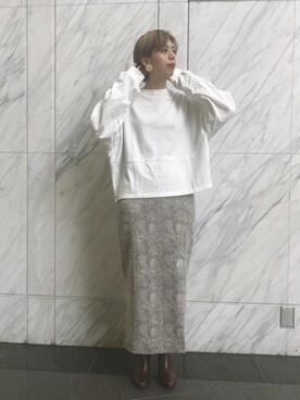 「OZOC（オゾック）のアイテム（スカート）」を使った、夏子さん（レディース・169cm）の夏コーディネート