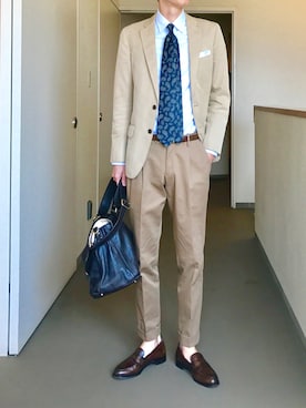 「Kiton（キートン）のアイテム」を使った、OK.Aさん（メンズ・176cm）の春コーディネート