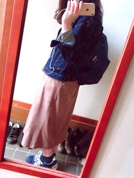 「アイテム（メッセンジャーバッグ、ブルー系）」を使った、minoriさん（レディース・161cm）の春コーディネート