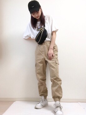 H M ツイルカーゴパンツ ベージュを使った人気ファッションコーディネート Wear