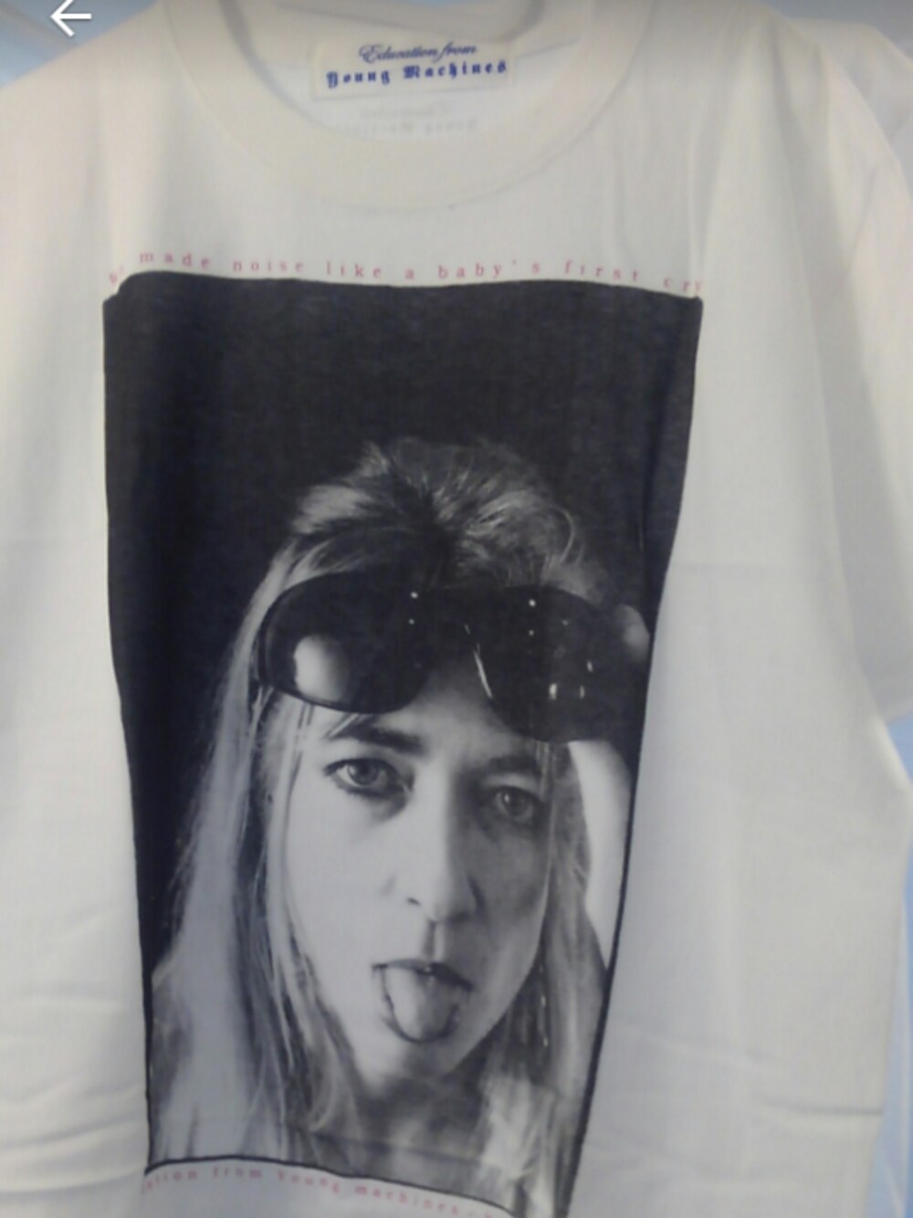 「sonicyouth、キムゴードン、フォトT」｜「GUILD PRIMEのアイテム（Tシャツ/カットソー、ホワイト系）」を使った、nonameさん（メンズ・163cm）の秋コーディネートの1枚目の写真