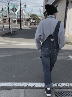 「TOMMY HILFIGER（トミーヒルフィガー）のアイテム（スウェット）」を使った、f.rさん（メンズ・171cm）の春コーディネート