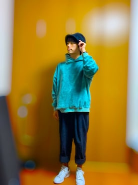 「ベロア」｜「アイテム（アナログ腕時計）」を使った、シゲさん（メンズ・161cm）の秋コーディネート