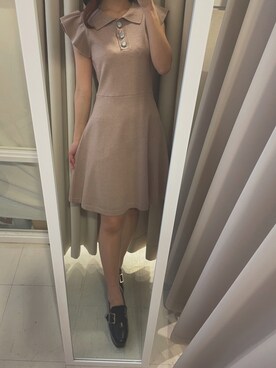 ローファーを使った ニットワンピース の人気ファッションコーディネート Sciaky