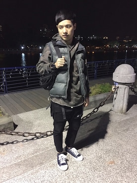 「B-SIDE（ビーサイド）のアイテム」を使った、Liang Yuさん（メンズ・168cm）の冬コーディネート