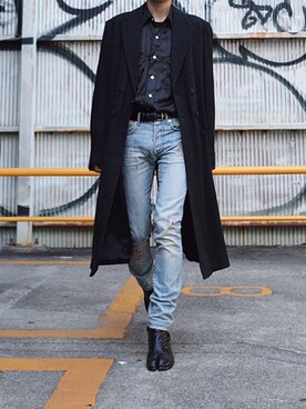 Dior hommeのデニムパンツを使った人気ファッション