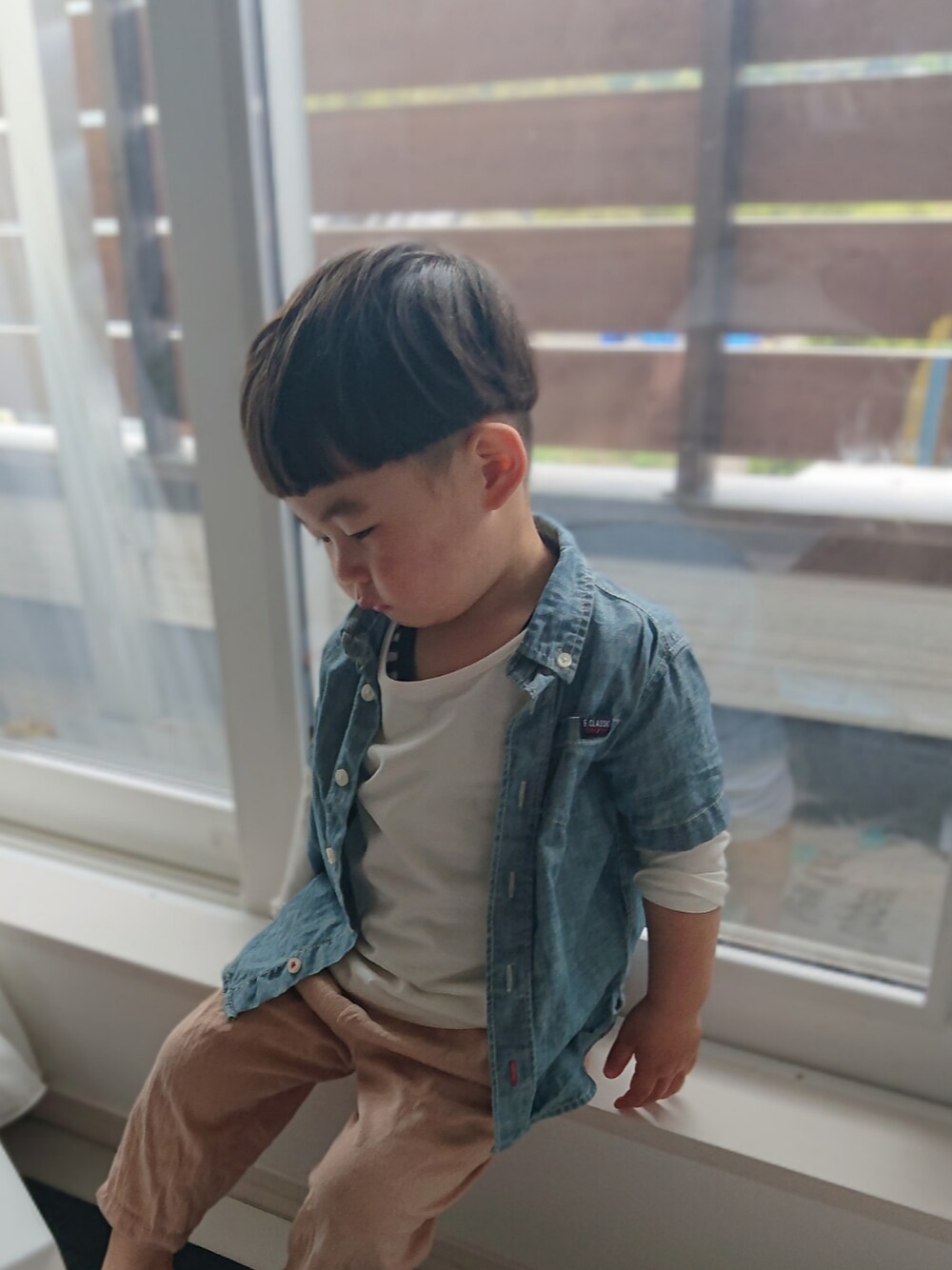 「キッズファッション、男の子、春夏コーデ」｜「韓国子供服のアイテム（その他パンツ、ピンク系）」を使った、momoさん（キッズ・90cm）の春コーディネートの1枚目の写真