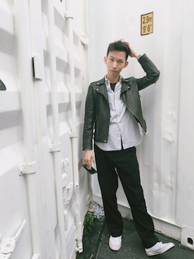 「zinif（ジニフ）のアイテム」を使った、samuel さん（メンズ・176cm）の春コーディネート