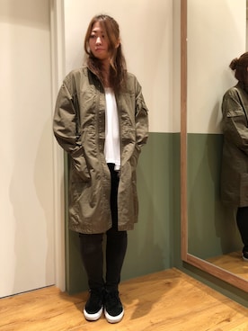 「ロングジャケット」｜「アイテム（ミリタリージャケット）」を使った、YUMIEさん（レディース・160cm）の秋コーディネート