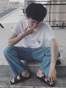 「Levi's（リーバイス）のアイテム（サンダル）」を使った、ヤンさん（メンズ・173cm）の夏コーディネート