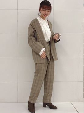 「Crisp（クリスプ）のアイテム（ノーカラージャケット）」を使った、玲奈さん（レディース・157cm）の冬コーディネート