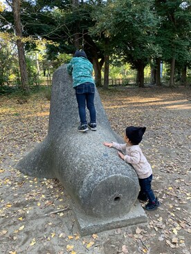 「Moujonjon（ムージョンジョン）のアイテム（スウェット）」を使った、SKYさん（キッズ・110cm）の秋コーディネート