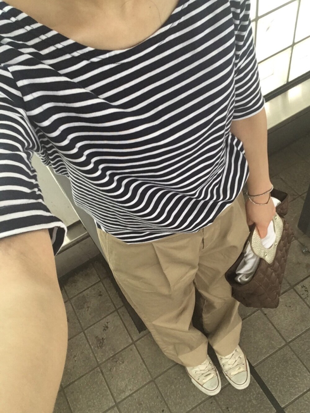 「バックシャン、ワイドパンツ」｜「SLOBE IENAのLe Minor×SLOBE U ネックプルオーバー◆（Tシャツ/カットソー、ブルー系）」を使った、あいすさん（レディース・151cm）の夏コーディネートの1枚目の写真