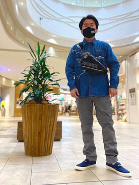 「おでかけ」｜「アイテム（スリッポン）」を使った、MANAYAさん（メンズ・172cm）の春コーディネート