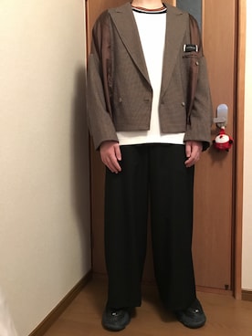 「sulvam（サルバム）のアイテム（スラックス）」を使った、たかてぃんさん（メンズ・166cm）の秋コーディネート