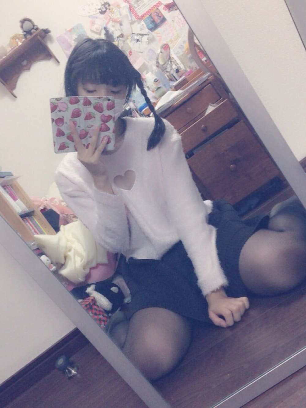 「冬、ピンクロ、ピンク、みつあみ、ふわふわ、JK」｜「onespoのアイテム（ニット/セーター、ピンク系）」を使った、✩ぱぴこちゃん✩さん（レディース・165cm）の冬コーディネートの1枚目の写真