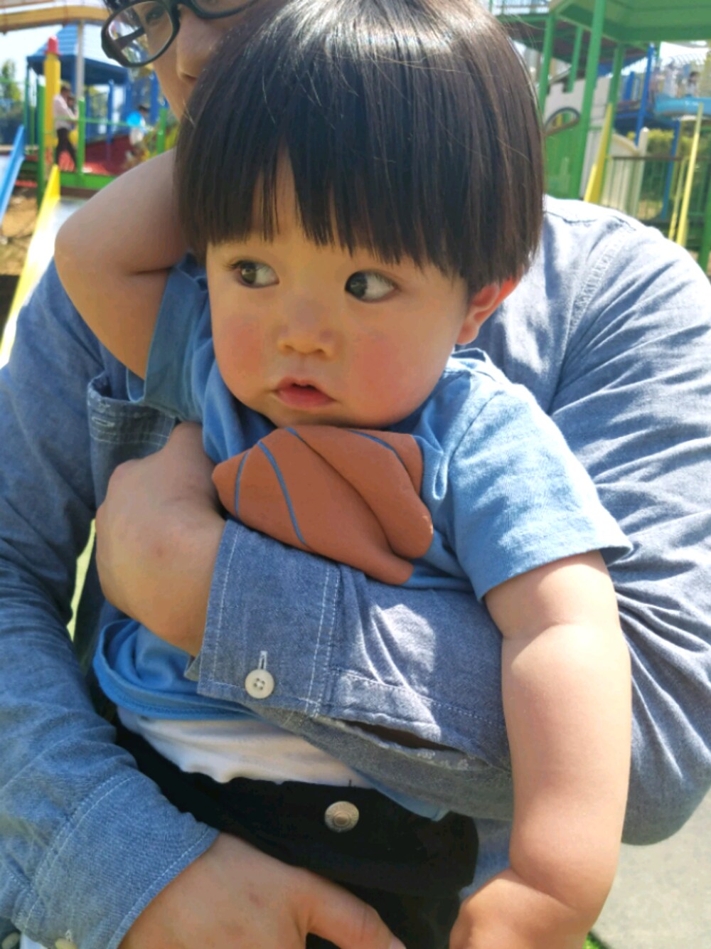 「公園コーデ、ゆづぽん、バスケットボール柄、男の子コーデ」｜「ZOZOのアイテム（Tシャツ/カットソー、ブルー系）」を使った、ゆづぽん。さん（キッズ・80cm）の夏コーディネートの1枚目の写真