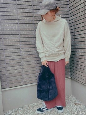 coco☆2009さんの「フード付裾スリット裏毛プルオーバー」を使ったコーディネート