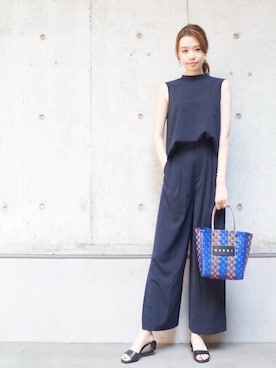 「ネイビーコーデ」｜「アイテム（オールインワン・サロペット）」を使った、8meさん（レディース・166cm）の夏コーディネート