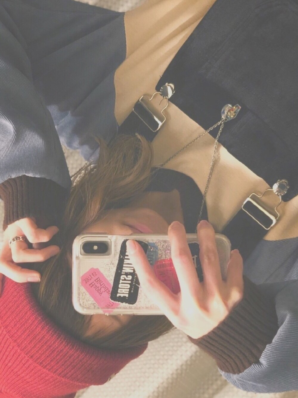 「street、streetstyle、streetfashion、ストリート、ストリート系、ストリートファッション、スト系、LEFLAH、FOREVER 21、韓国通販」｜「LEFLAHのアイテム（帽子、レッド系）」を使った、宇宙人 4103号 さん（レディース・155cm）の冬コーディネートの1枚目の写真