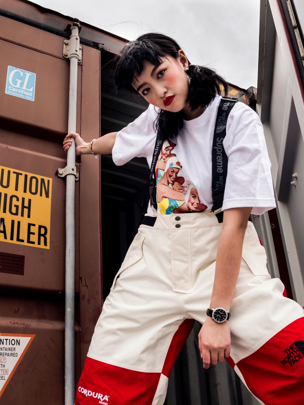 Supreme のつなぎ/オールインワンを使った人気ファッション