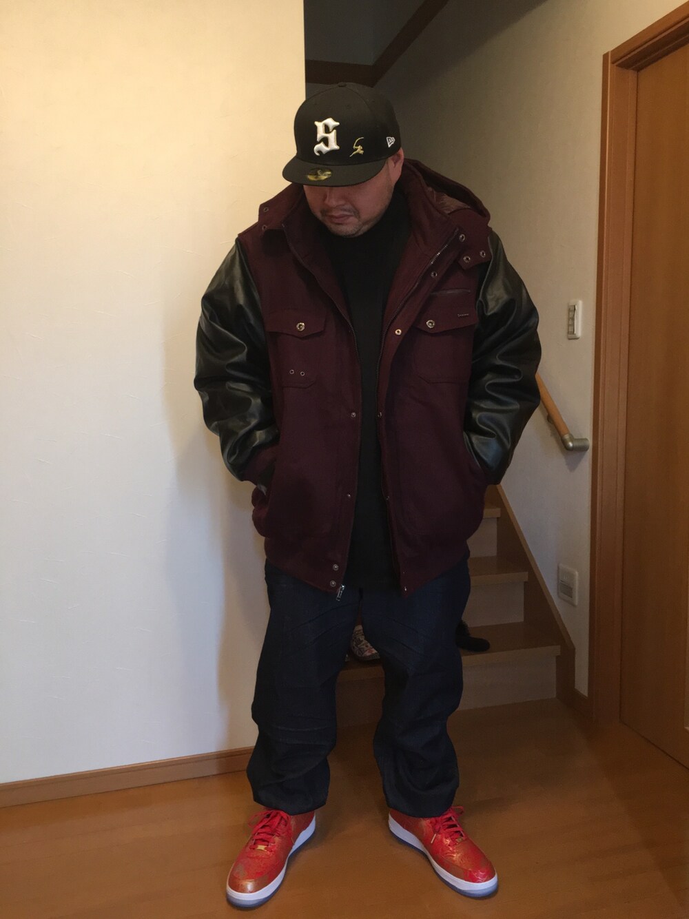 「冬コーデ、ダークカラー、ニューエラ、ロカウェア、プロクラブ、LRG、NIKE、お洒落さんとつながりたい、Ｂ－ｂｏｙ」｜「NEW ERAのアイテム（キャップ、ブラック系）」を使った、AVALANCHEさん（メンズ・178cm）の冬コーディネートの1枚目の写真
