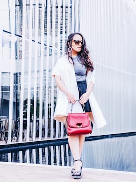 「JIMMY CHOO（ジミーチュウ）のアイテム（その他シューズ）」を使った、fashion over matterさん（レディース・160cm）の夏コーディネート