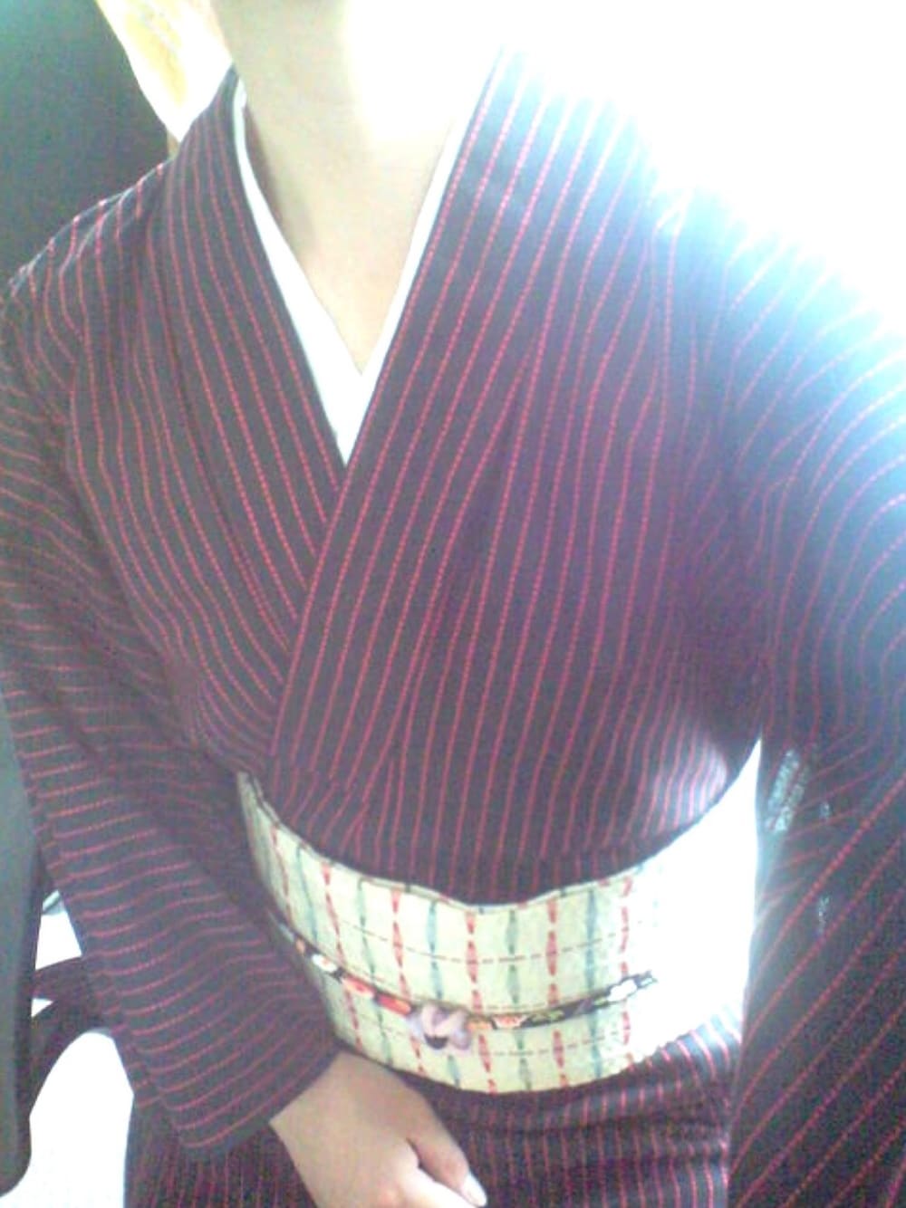 「色違いコーデ、和服コーデ、縦縞、和服」｜「縦縞木綿着物(赤)のアイテム（浴衣、レッド系）」を使った、めぇめぇ羊さん（レディース・161cm）の冬コーディネートの1枚目の写真