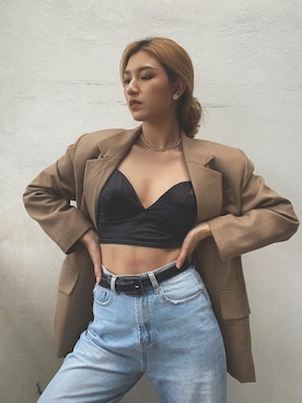 「BROWN」｜「アイテム（アクセサリー）」を使った、テラーのレビューさん（レディース・167cm）の春コーディネート
