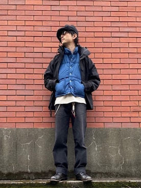 「VINTAGE（ヴィンテージ）のアイテム（デニムパンツ、ブラック系）」を使った、akiyoshiさん（メンズ・174cm）の冬コーディネート