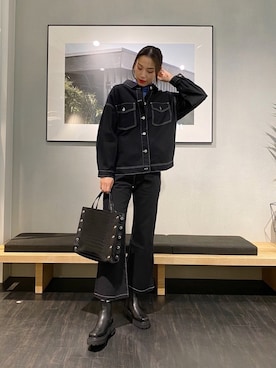 「COLONY 2139（コロニートゥーワンスリーナイン）のアイテム（デニムジャケット）」を使った、MISAKIさん（レディース・175cm）の冬コーディネート