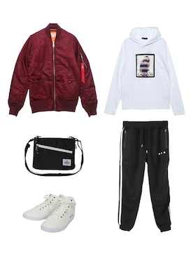 「サコッシュ」｜「アイテム（MA-1）」を使った、STYLEBLOCKさん（メンズ・174cm）の冬コーディネート