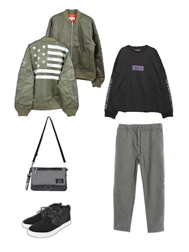 「サコッシュ」｜「アイテム（MA-1）」を使った、STYLEBLOCKさん（メンズ・174cm）の冬コーディネート