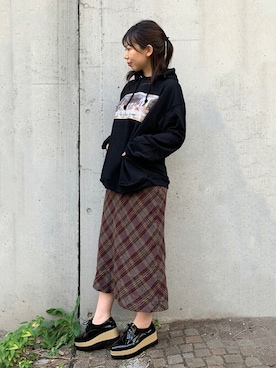 「プルオーバーパーカー」｜「アイテム（その他シューズ）」を使った、STYLEBLOCKさん（レディース・164cm）の秋コーディネート