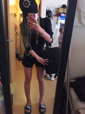 「DURAS（デュラス）のアイテム（オールインワン・サロペット）」を使った、Rei Yonezawaさん（レディース・156cm）の春コーディネート