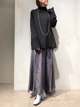 「アイテム（ブーティ）」を使った、DouDou_serikaさん（レディース・167cm・20代）の秋コーディネート
