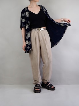 「アイテム（スラックス、ベージュ系）」を使った、SZIMPATIKUS_stfさん（レディース・165cm）の夏コーディネート