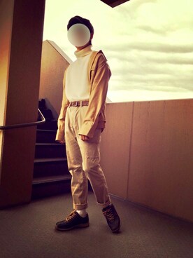 「UNIQLO（ユニクロ）のアイテム（ニット/セーター、ホワイト系）」を使った、こーんすたーち【まきしまむ】さん（メンズ）の春コーディネート