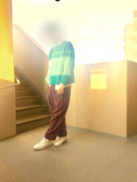 「usedのアイテム（スラックス、レッド系）」を使った、こーんすたーち【まきしまむ】さん（メンズ）の春コーディネート