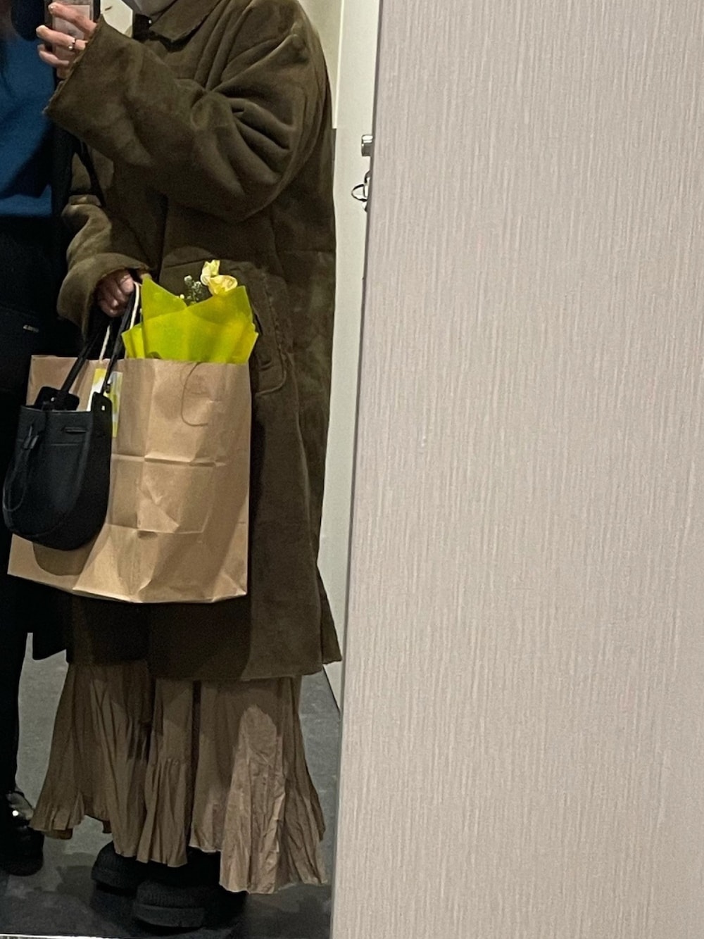 KBF（ケイビーエフ）の「クラッシュボアリバーシブルコート（ムートン